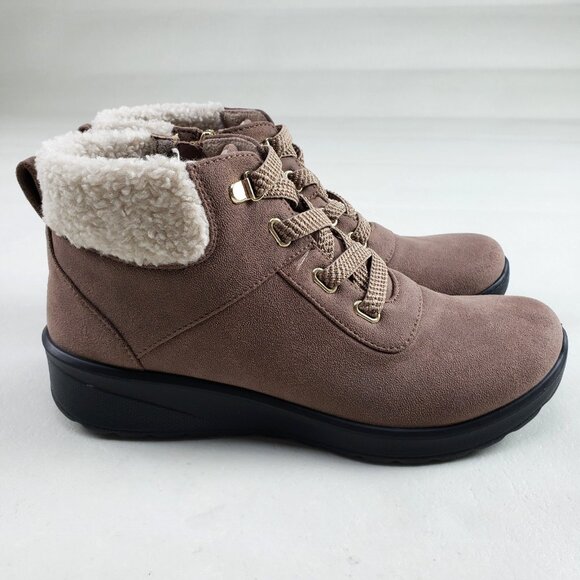 Bzees Generation Ankle Bootie Womens 9 Tan Side Zip Cozy Faux Fur Lined Comfort - Picture 1 of 13